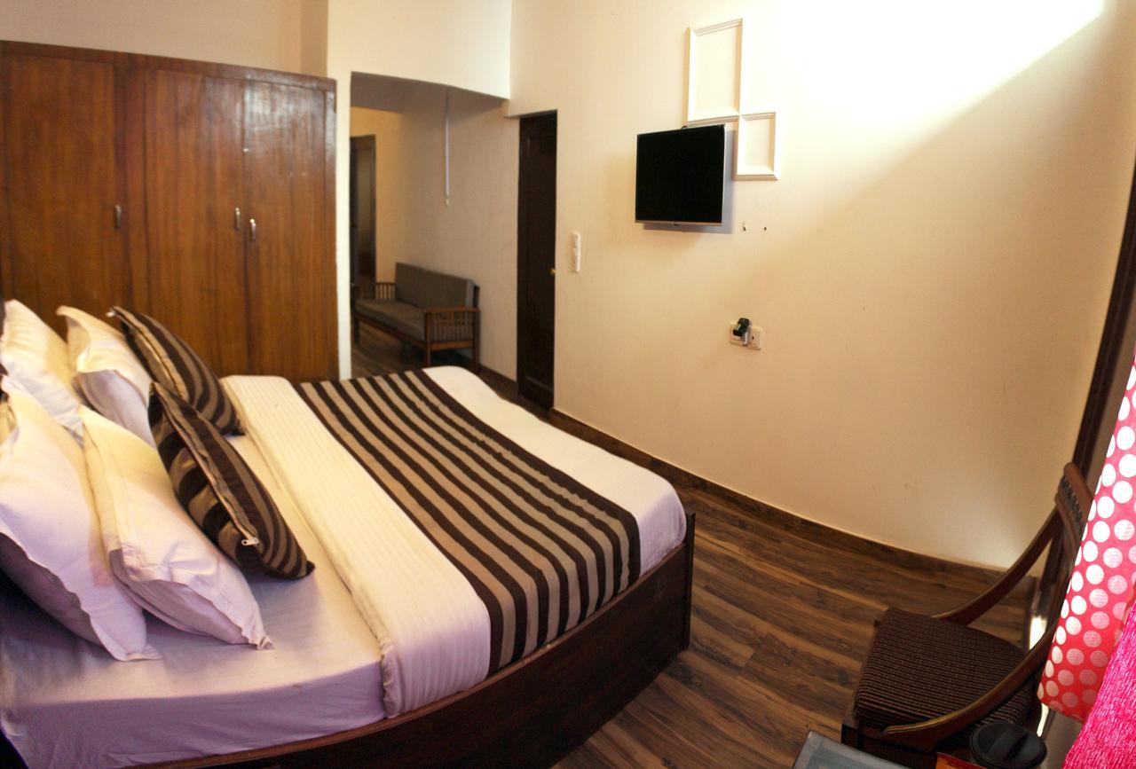 דרמסאלה Divyansh Hotel מראה חיצוני תמונה