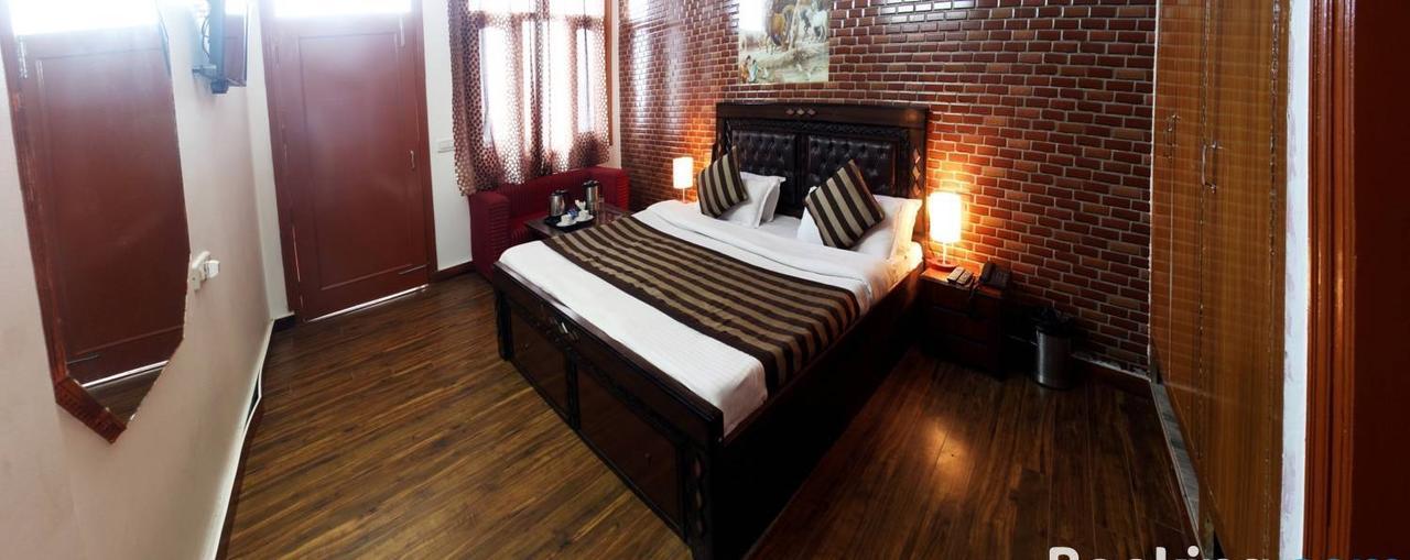 דרמסאלה Divyansh Hotel מראה חיצוני תמונה