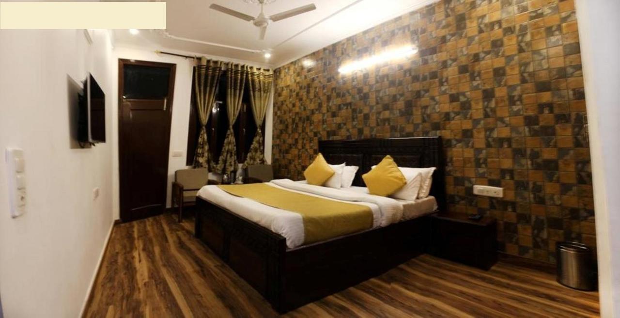 דרמסאלה Divyansh Hotel מראה חיצוני תמונה